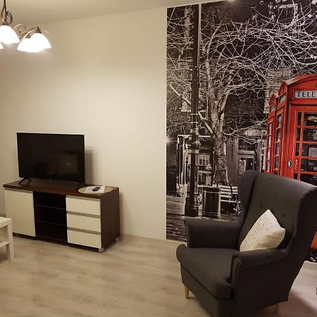 Kaja Apartamenty Legnica Exteriör bild