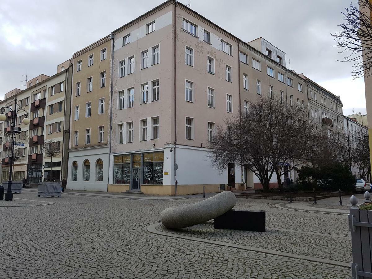 Kaja Apartamenty Legnica Exteriör bild