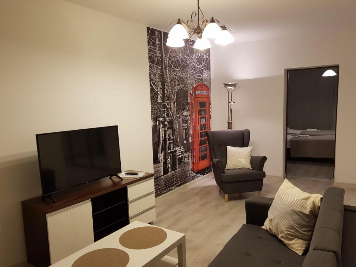 Kaja Apartamenty Legnica Exteriör bild