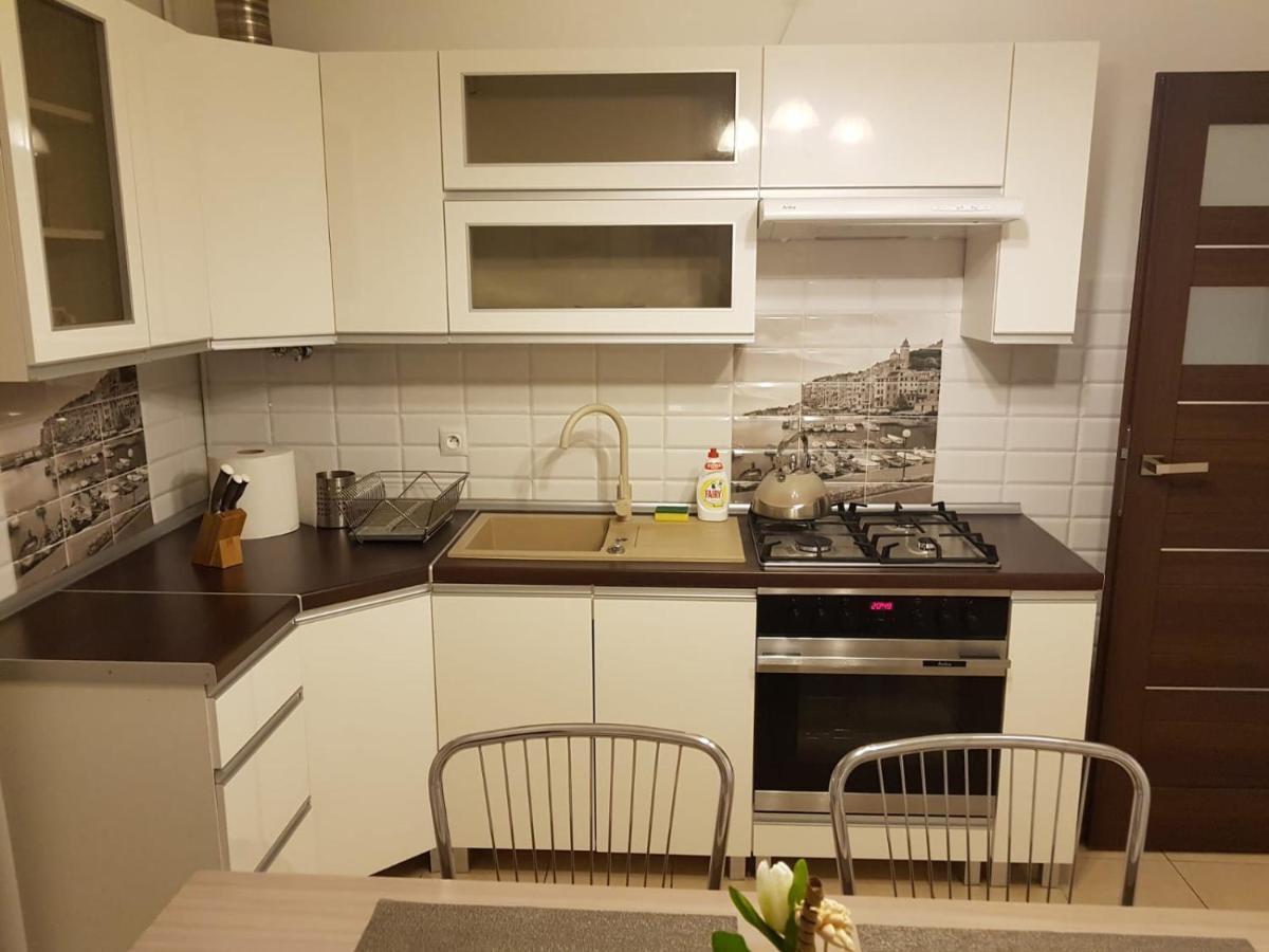 Kaja Apartamenty Legnica Exteriör bild
